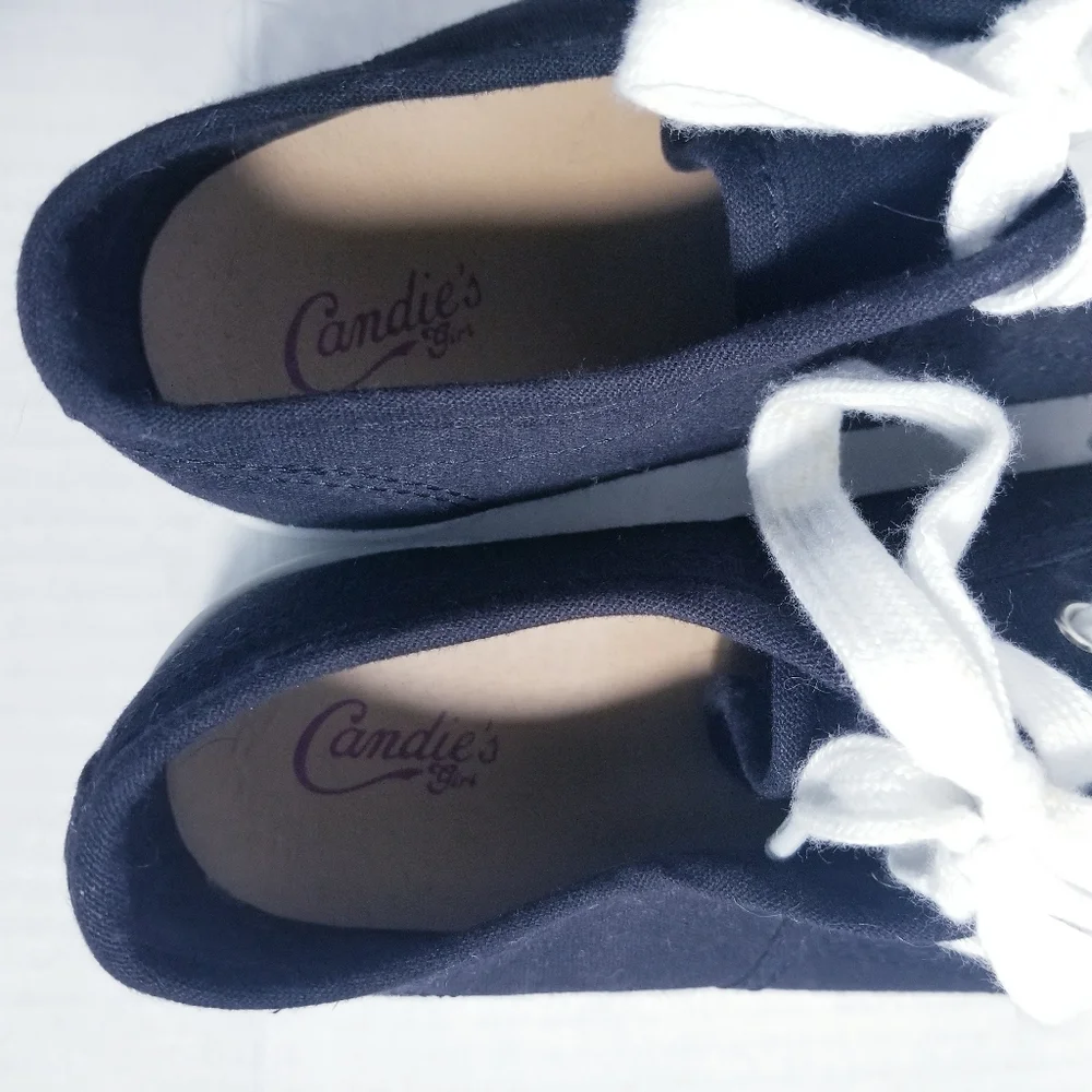 CANDIE'S SMALL PLATFORM CANVAS SHOES SIZE 5 KIDS WOMEN'S SIZE 7